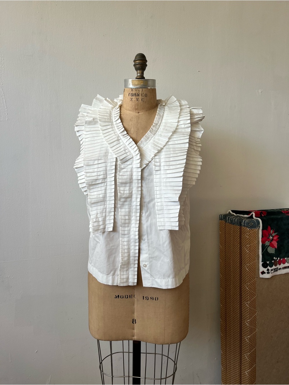 RÓHE White Pleated Ruffle‎ Collar Blouse